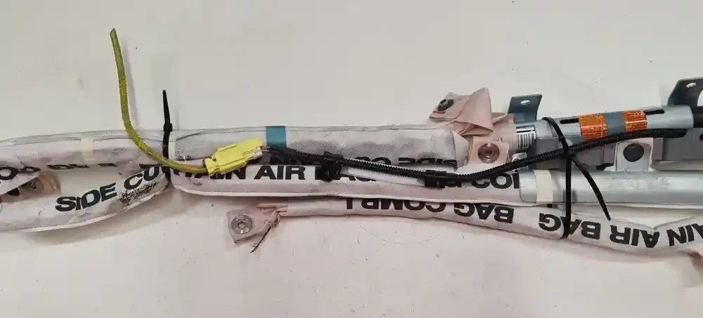 1022515 штора подушек безопасности Subaru Legacy 2009