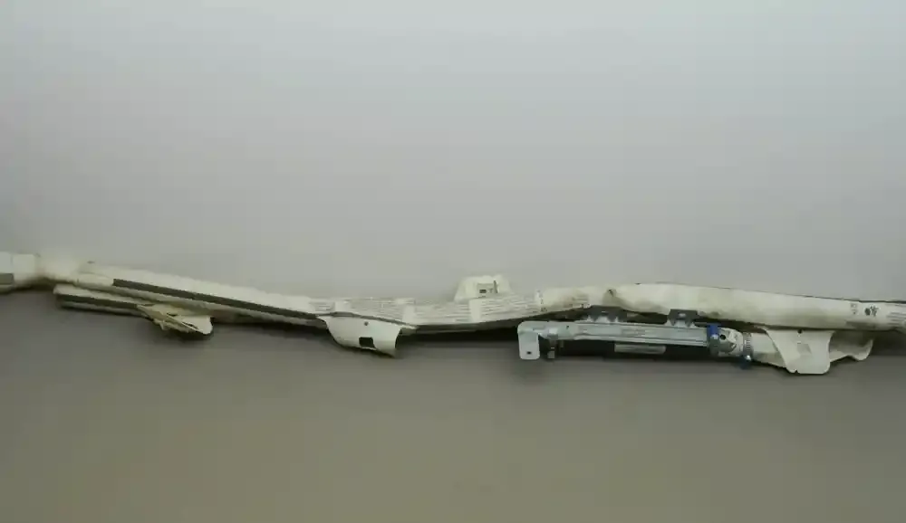 2124331124111242 штора подушек безопасности Mercedes-Benz C W204 2012
