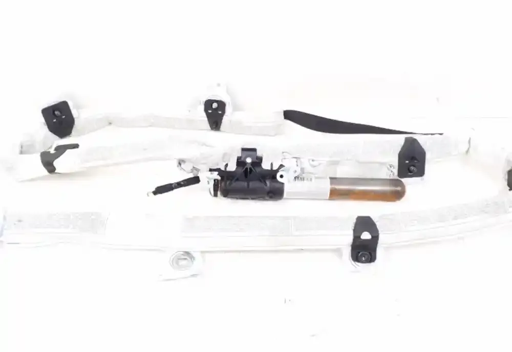 84342022507J штора подушек безопасности BMW X3 E83 2010