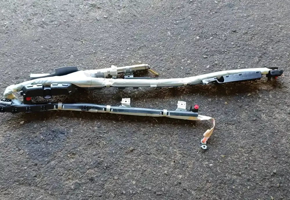 G0925424910 штора подушок безпеки Toyota Mirai 2016