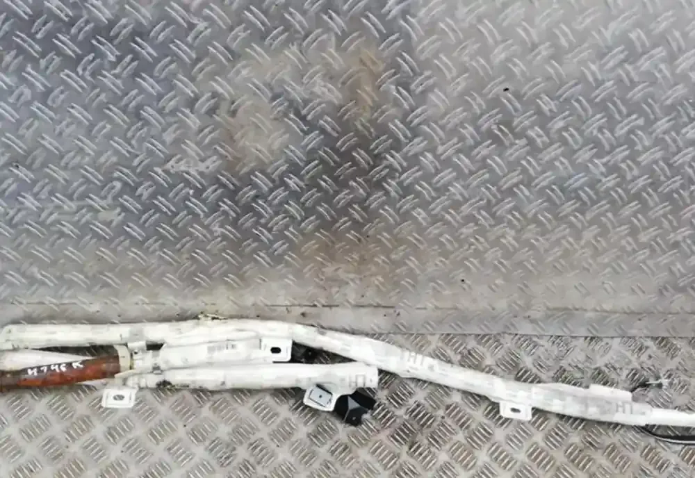 32AWLC070080167 штора подушек безопасности Toyota Avensis T250 2007