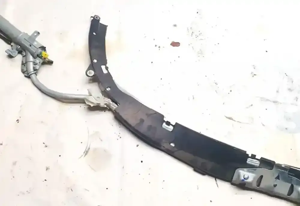 305332699ZZZAA штора подушек безопасности Opel Vectra C 2005