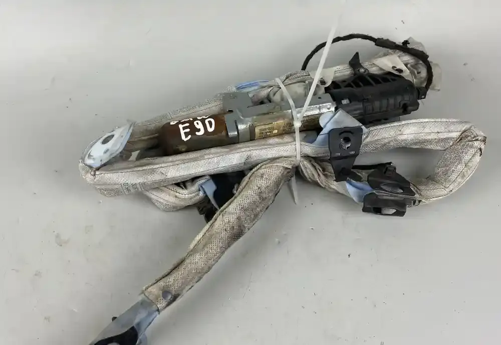 11B2569B1110X штора подушок безпеки BMW 3 E90 E91 2008