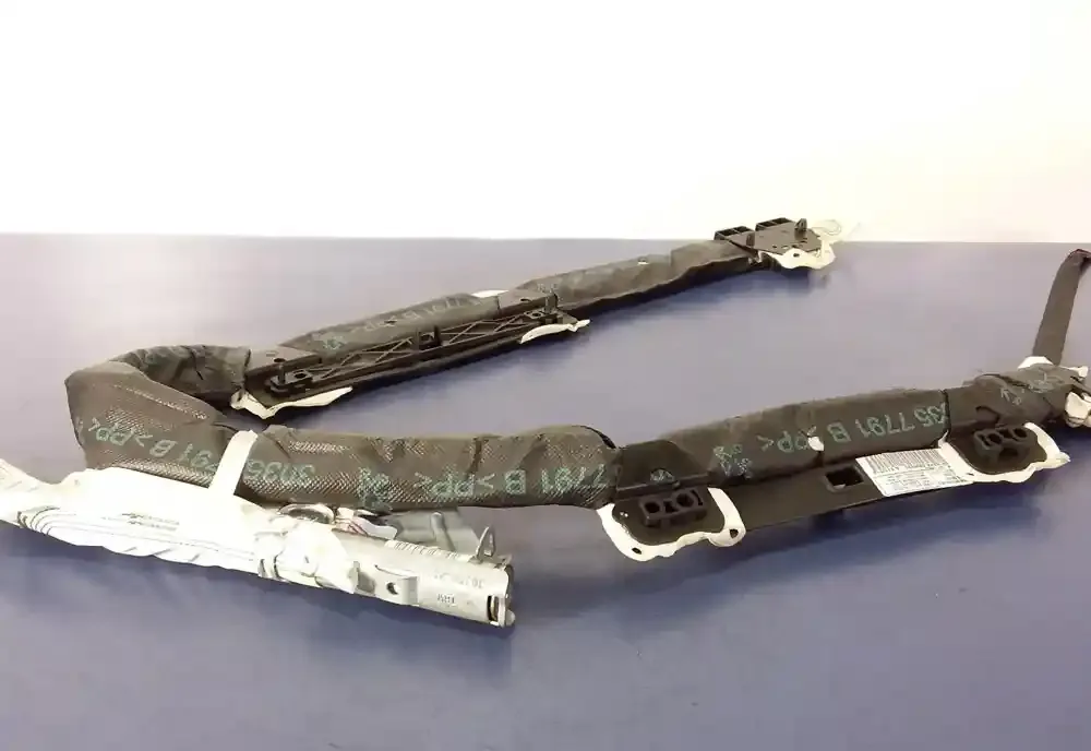 30357753D штора подушок безпеки Peugeot 206 CC 2006
