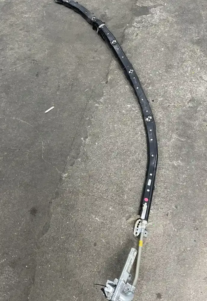 30337217F штора подушок безпеки Mercedes-Benz R W251 2007