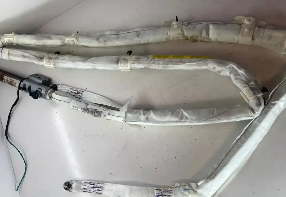 06B1300G07169 штора подушок безпеки BMW 5 E60 E61 2005