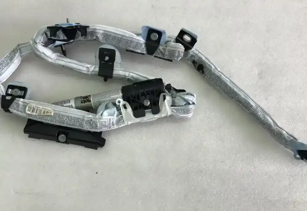 84696664603L штора подушок безпеки BMW 3 E90 E91 2006