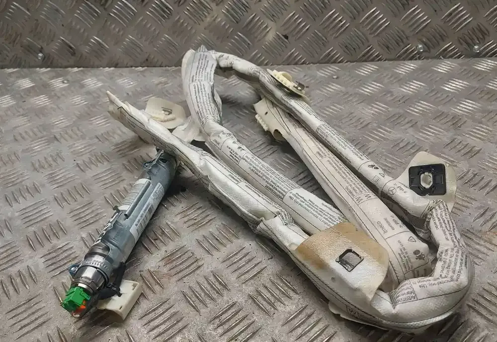 60470330 штора подушек безопасности Mercedes-Benz C AMG W204 2007
