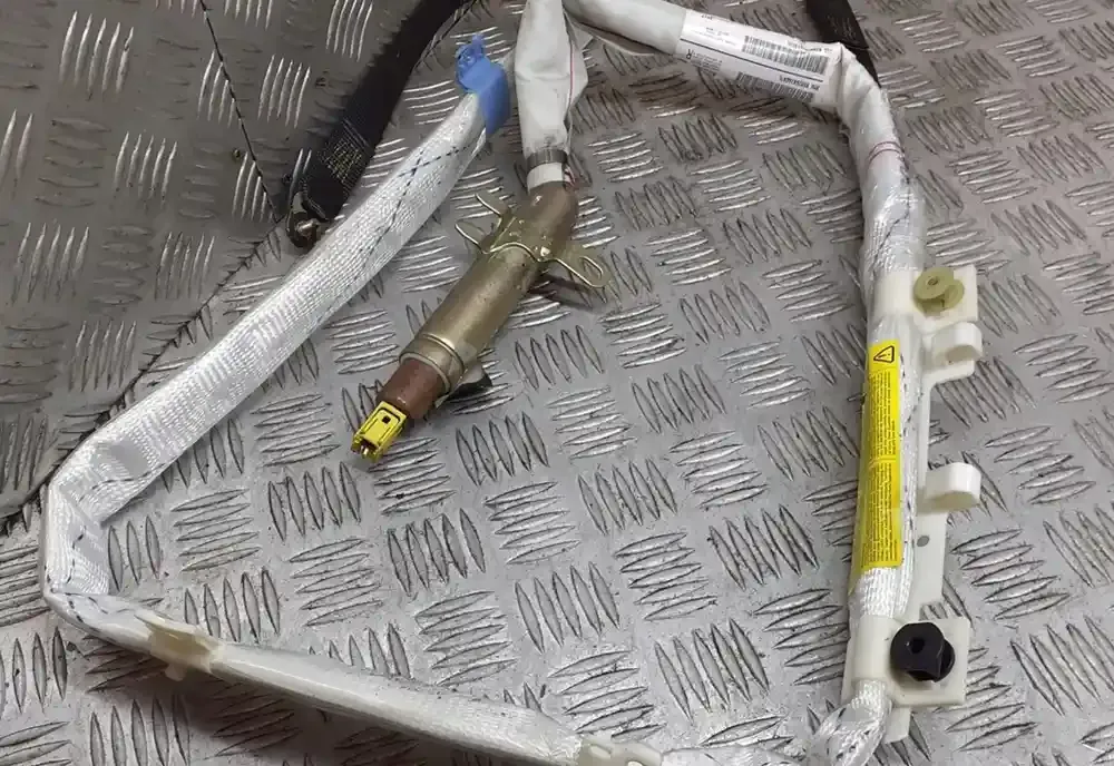 84826816607 штора подушок безпеки BMW 3 E46 2002