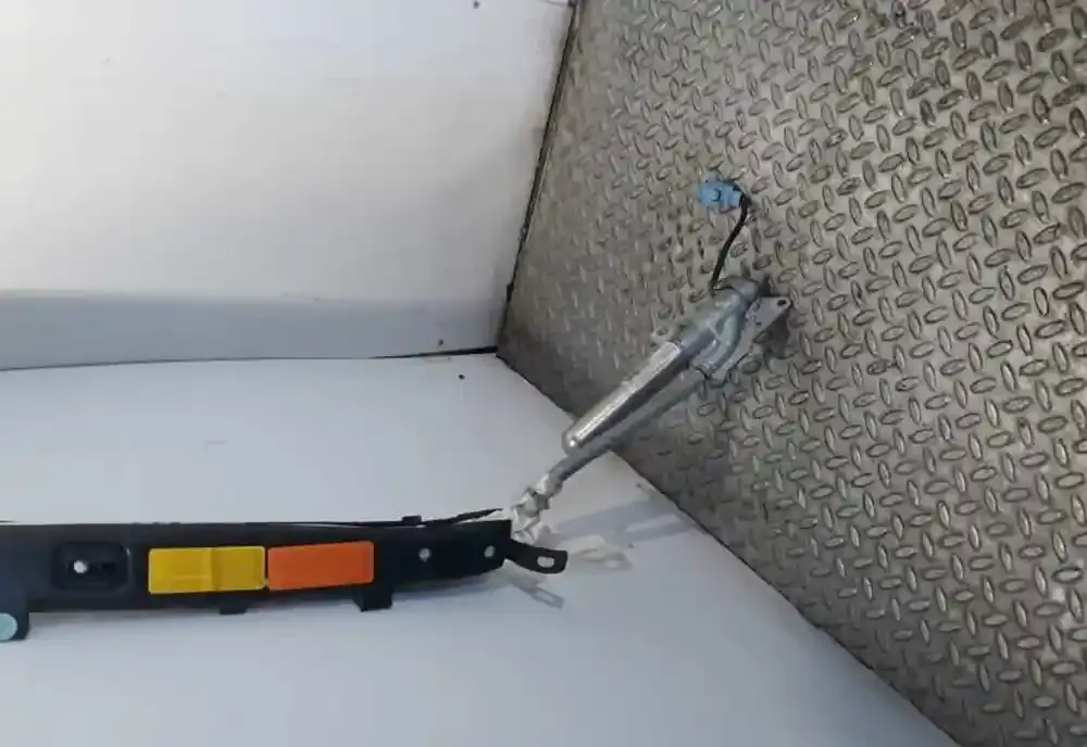 8329ZQ штора подушок безпеки Citroen C5 2001