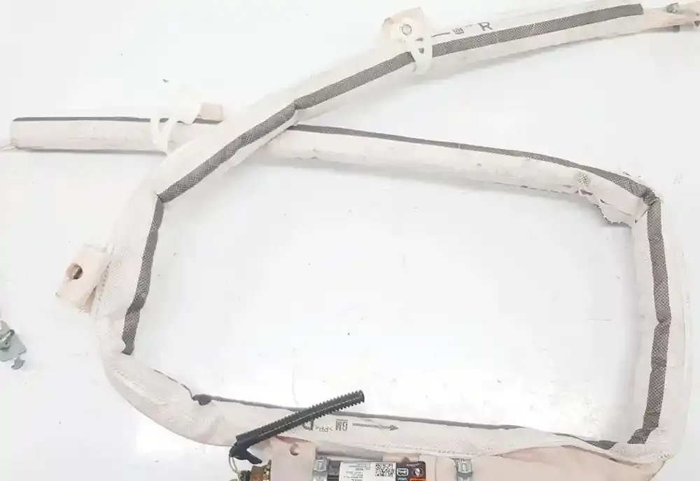 3094791AE штора подушек безопасности Opel Astra K 2015