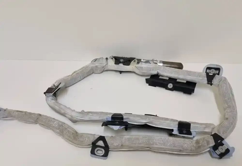 1056018480250 штора подушек безопасности BMW 3 E90 E91 2009