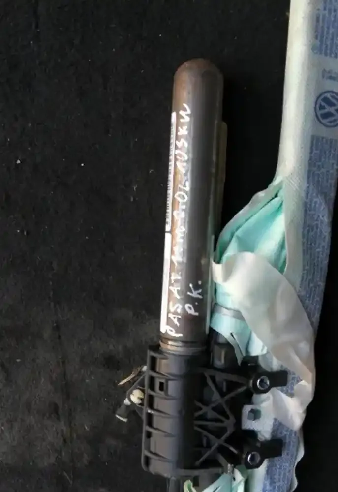 680TPA061NXB0 штора подушок безпеки Volkswagen PASSAT B7 2011