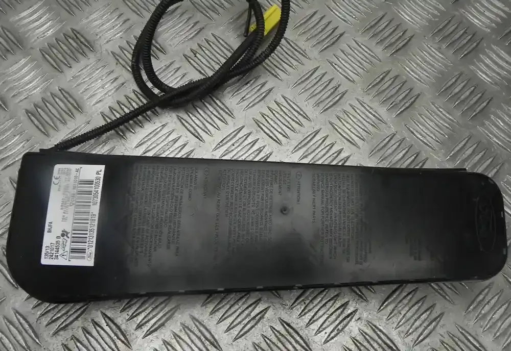 M4946 штора подушек безопасности Ford Fiesta 2014