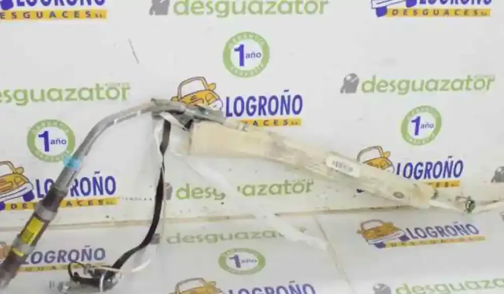 LR014046 штора подушок безпеки Land Rover Discovery 4 - LR4 2009