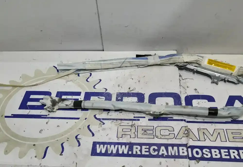 5138195 штора подушек безопасности Opel Zafira B 2008