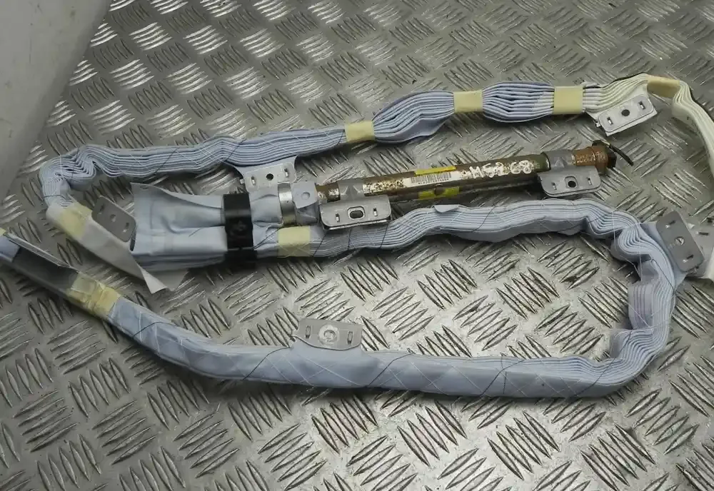L62D7697996 штора подушек безопасности Lexus GS 300 350 430 450H 2010
