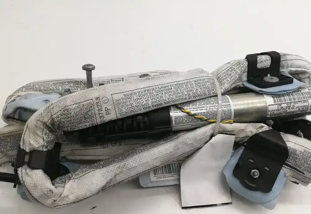 846956483049 штора подушок безпеки BMW 1 E81 E87 2005