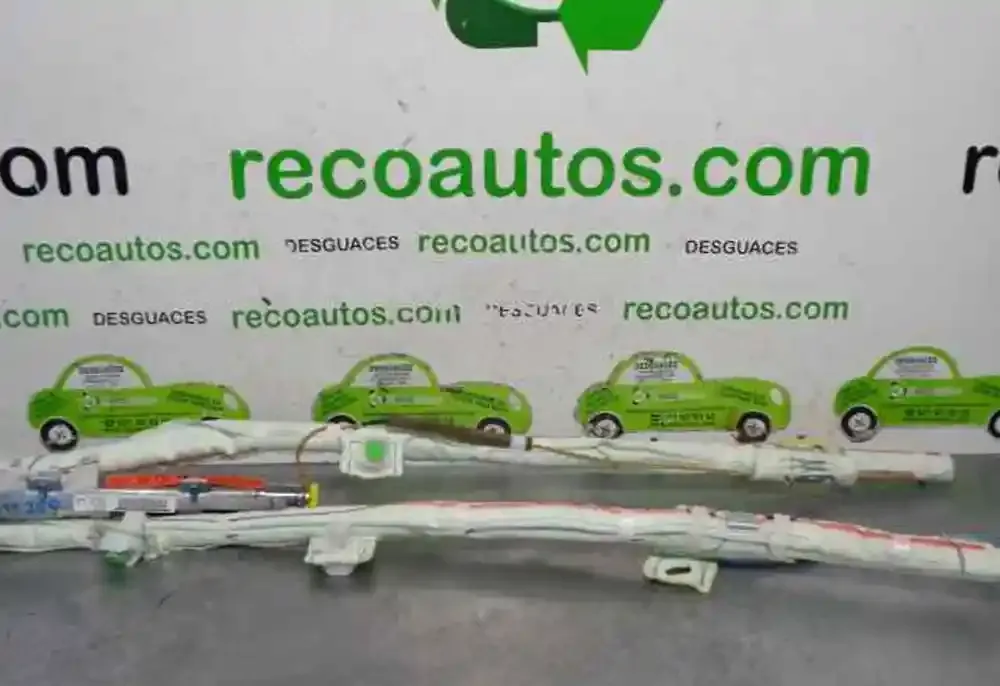 618548701B штора подушек безопасности Mazda 3 2003