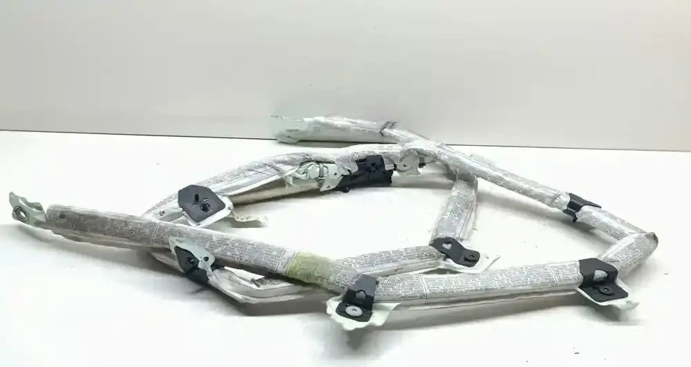 30358169D штора подушок безпеки BMW X3 E83 2005