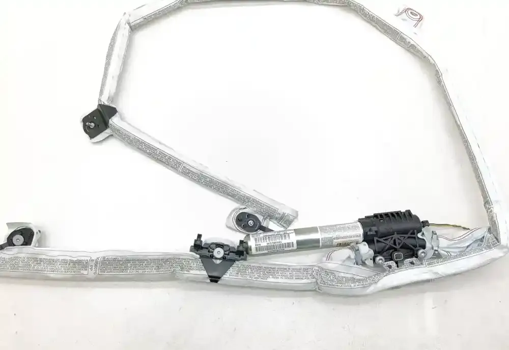 7586908 штора подушок безпеки BMW 1 E81 E87 2007