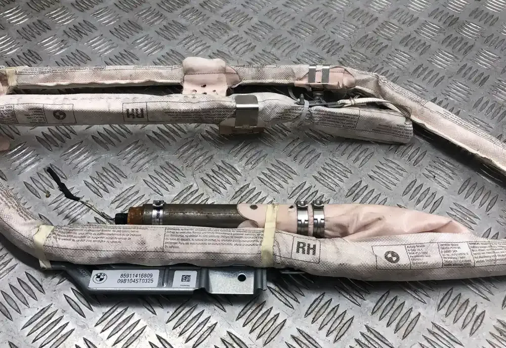 09B104ST0325 штора подушек безопасности BMW 7 F01 F02 F03 F04 2010