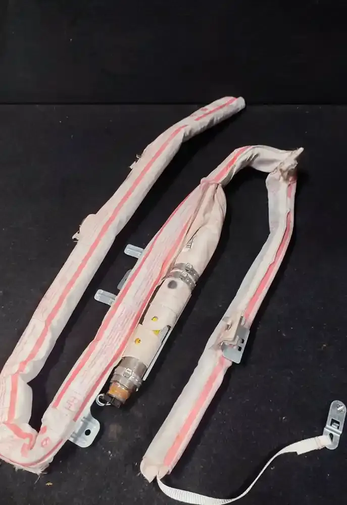 72129143420 штора подушек безопасности BMW 5 F10 F11 2013