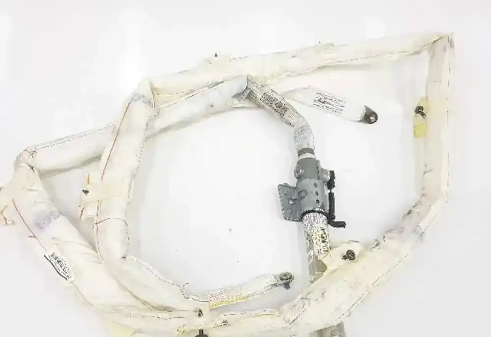 1020040070907073 штора подушок безпеки BMW 7 E65 E66 2001
