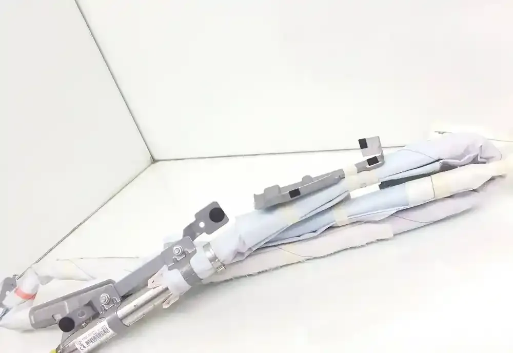 WK1S94F578 штора подушок безпеки Subaru Impreza IV 2016