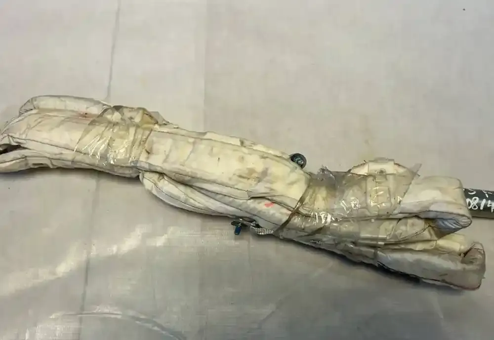 847033767115 штора подушок безпеки BMW 5 E60 E61 2005