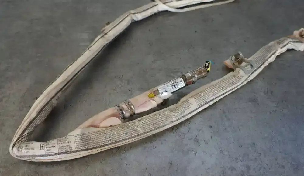 3C8880742B штора подушек безопасности Volkswagen PASSAT CC 2009