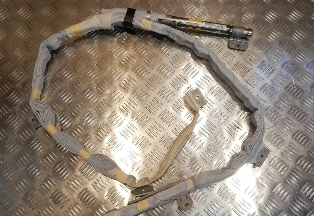 L62D6442233 штора подушек безопасности Lexus IS 220D-250-350 2006