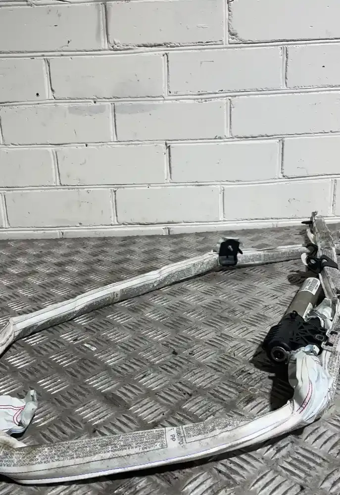 07B037F850829 штора подушок безпеки BMW 1 E81 E87 2010