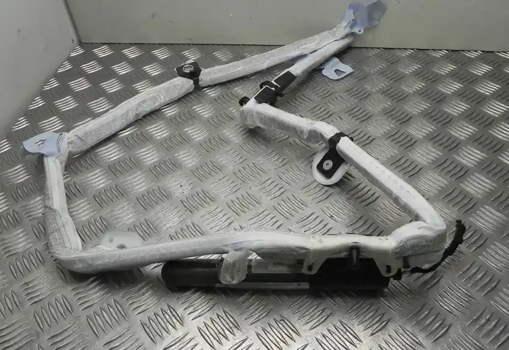 M4107 штора подушек безопасности BMW 3 E90 E91 2011