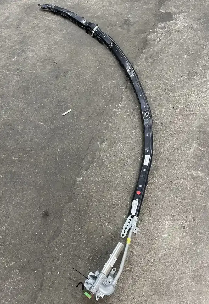 30337217G штора подушок безпеки Mercedes-Benz R W251 2007