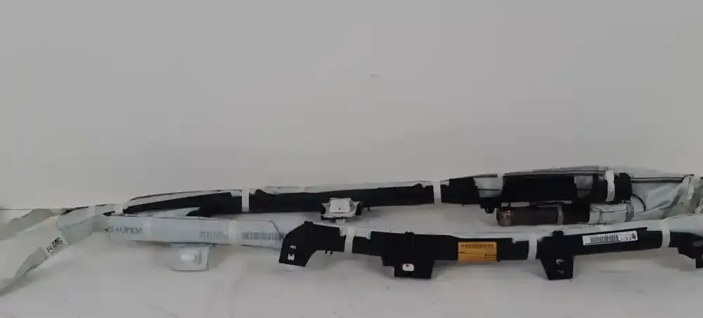 621668900D штора подушок безпеки Toyota RAV 4 (XA40) 2015