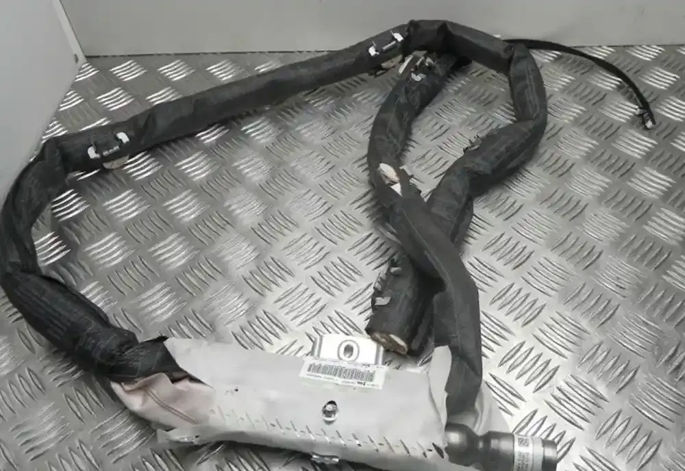 9684873680 штора подушек безопасности Peugeot 5008 2011