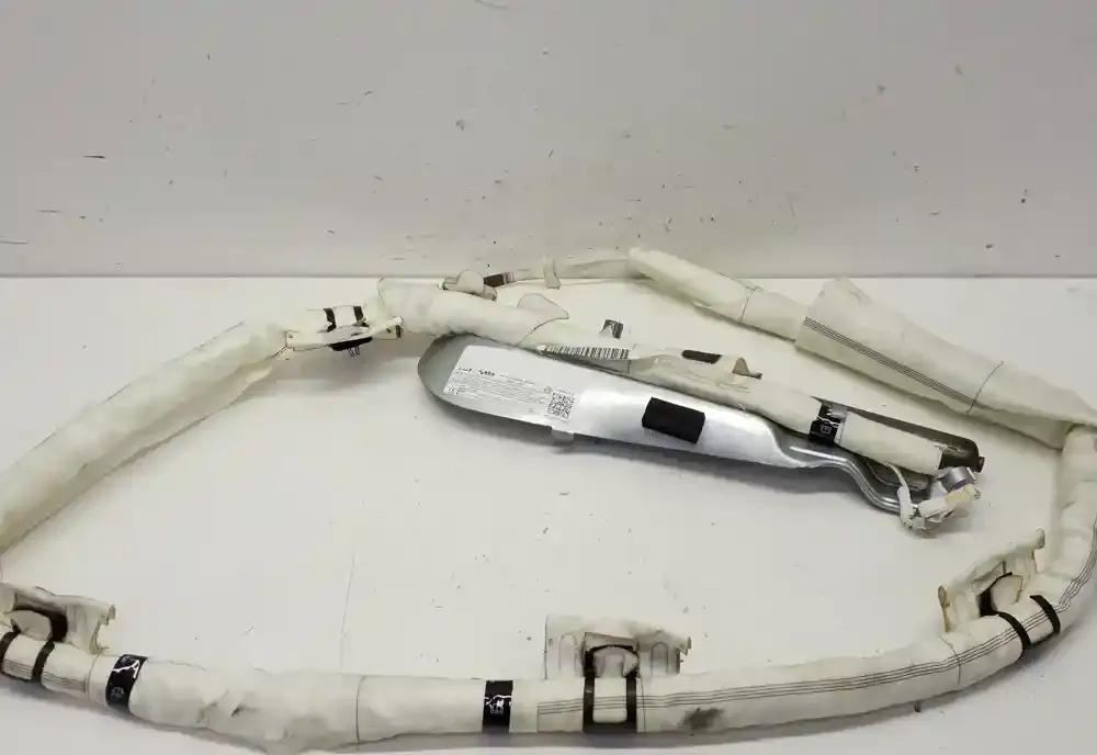 5N0880742 штора подушок безпеки Volkswagen Tiguan 2012