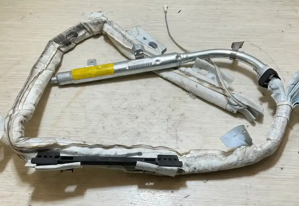XALN9085047R штора подушок безпеки Peugeot 307 2003