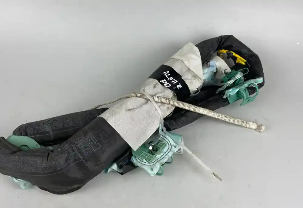 34056826D штора подушок безпеки Alfa Romeo Giulietta 2011