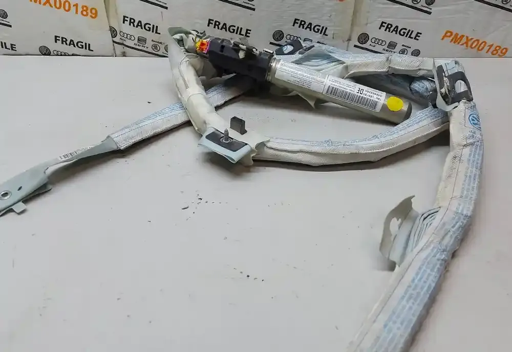 1012450901137 штора подушек безопасности Volkswagen PASSAT B6 2007