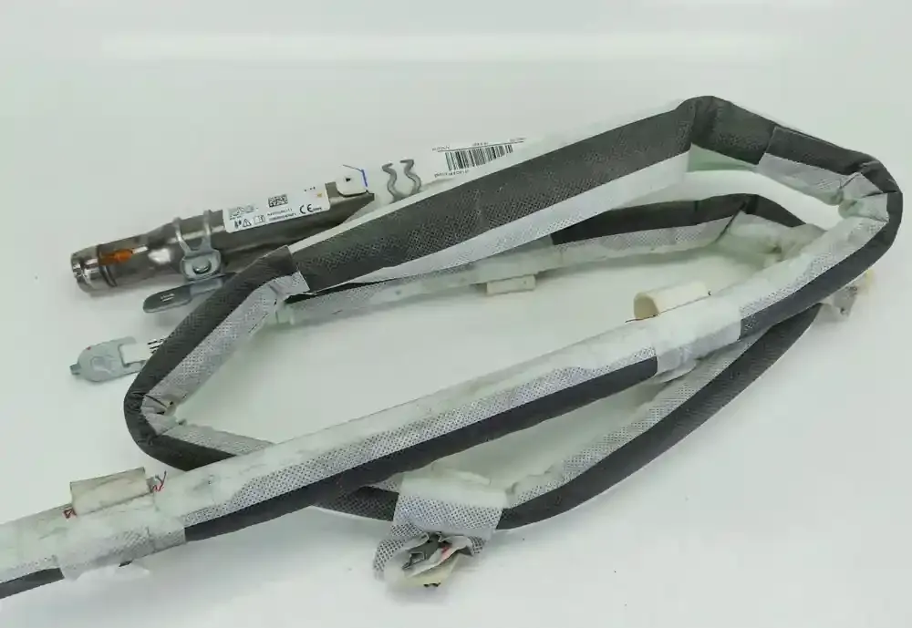 7352601 штора подушек безопасности BMW X1 F48 F49 2018