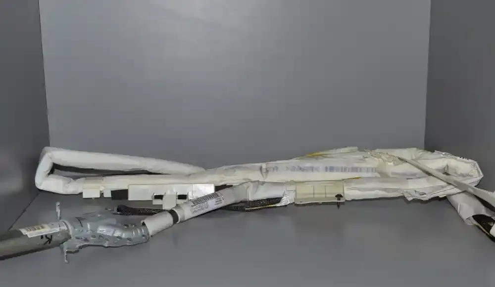 7011017 штора подушек безопасности BMW 7 E65 E66 2005
