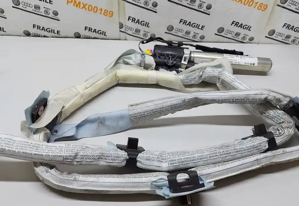 3C08807423400662530360877 штора подушок безпеки Volkswagen PASSAT B6 2006