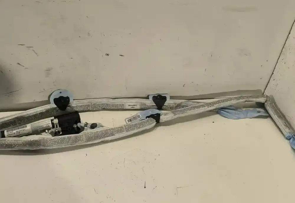 KS00438895X штора подушек безопасности Audi A6 S6 C6 4F 2010