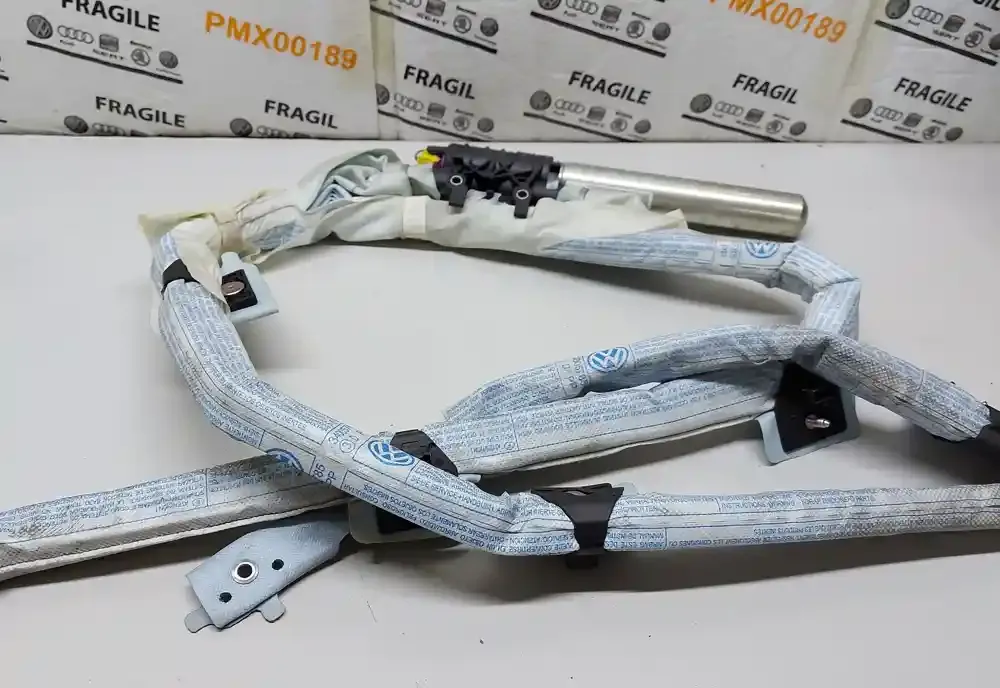 3C08807413400662630360876 штора подушок безпеки Volkswagen PASSAT B6 2006