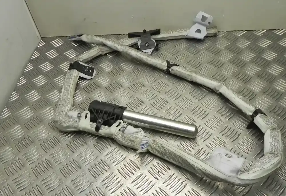 M3941 штора подушок безпеки BMW 3 E90 E91 2005