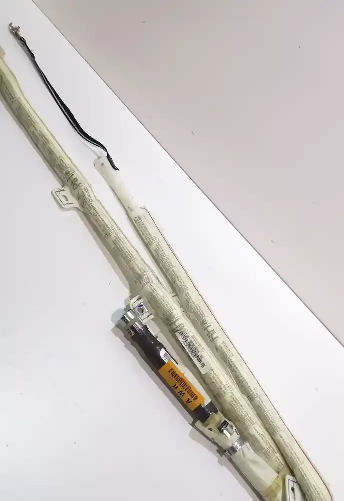 32AWRC052050026 штора подушек безопасности Toyota Avensis T250 2009