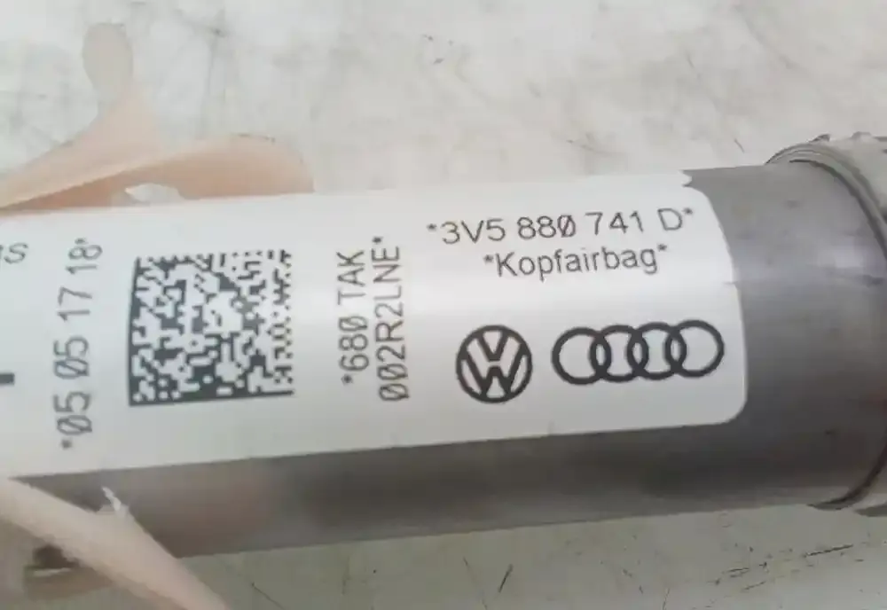 3V880741D штора подушок безпеки Skoda Superb B8 (3V) 2015