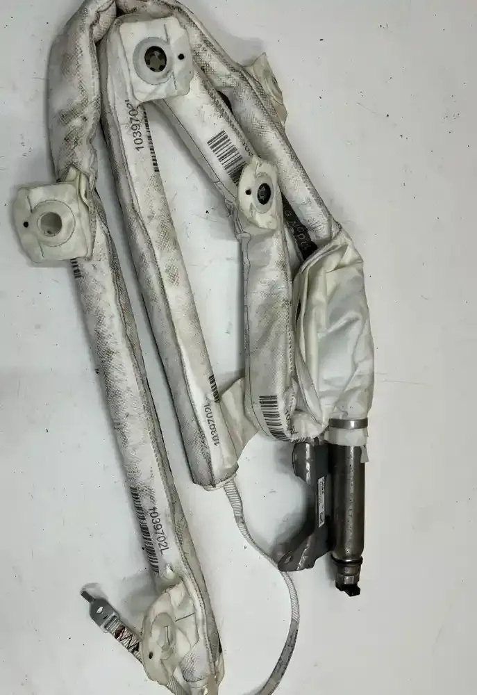 19B031106147 штора подушек безопасности BMW 7 G11 G12 2020